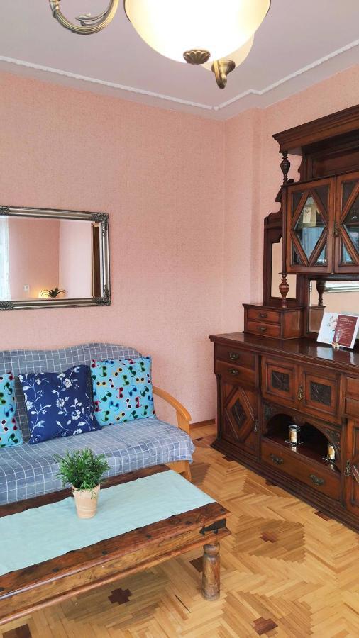 Cozy Room In Kaunas Bagian luar foto
